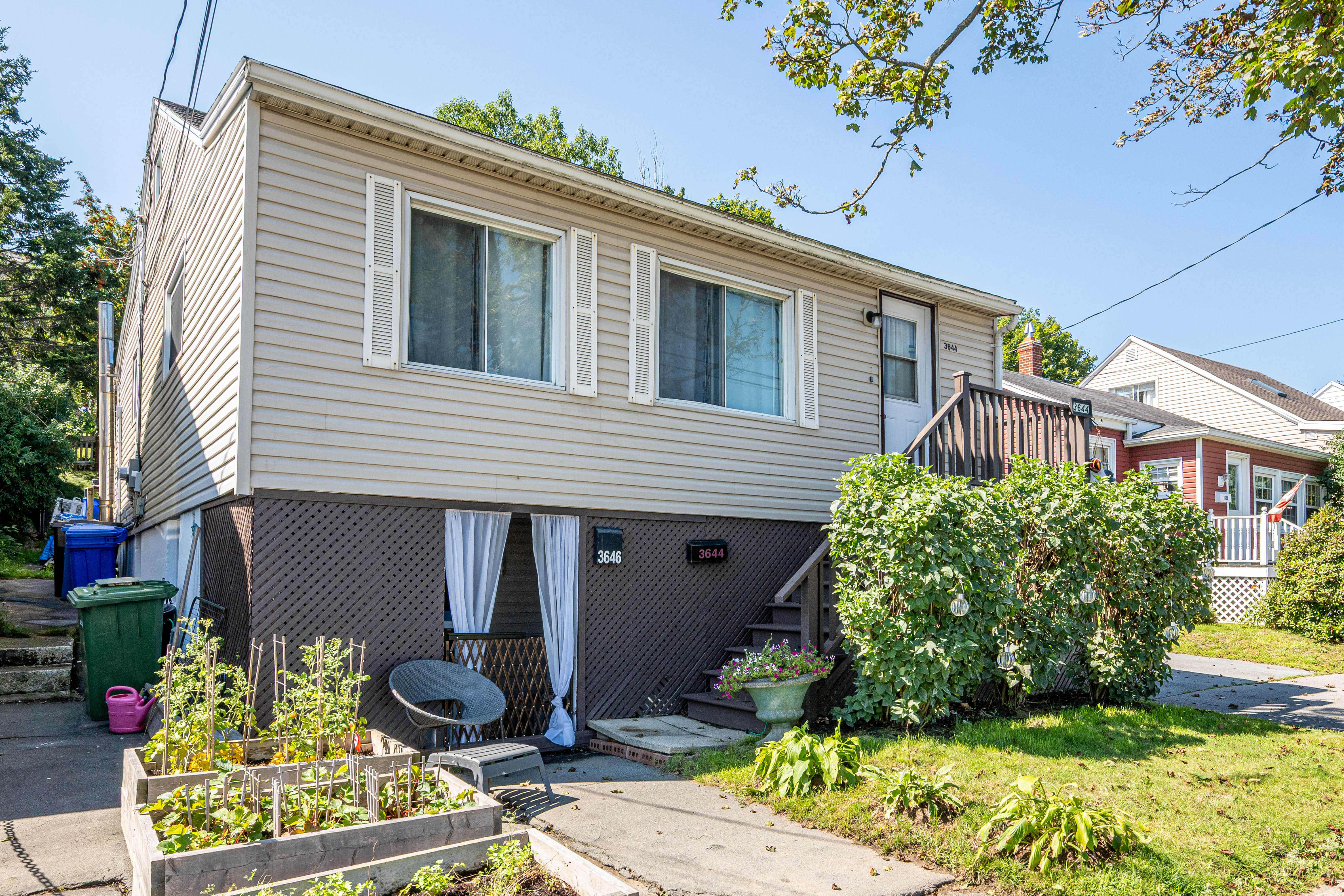 3644/3646 Barrington St
