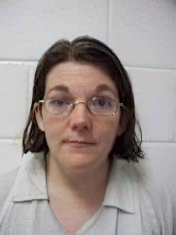 Karla Monte Wolf Accused of $10K Steal from Cassville, MO dental practice