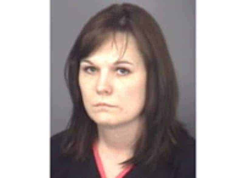 Virginia office manager Jennifer Tomlin arrested for steal of $20k -- has done it before