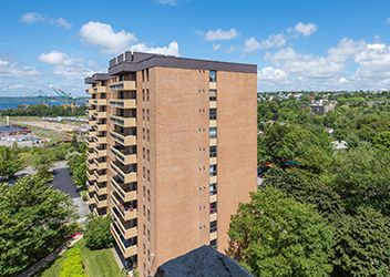 Photo 3 of RIDGEWAY TOWERS - 3 Bedroom rental property